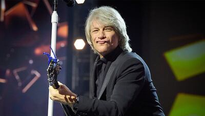 Bon Jovi ha tenido una lenta recuperación tras su cirugía de cuerdas vocales.