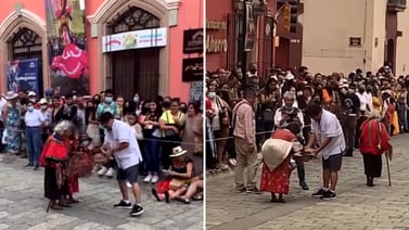 ¡Eso es México! Hacen colecta masiva para ancianitas que pedían dinero en La Guelaguetza