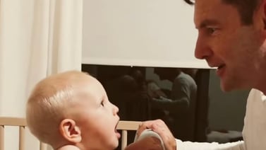 VIDEO VIRAL: Bebé reacciona al ver a su padre sin barba por primera vez