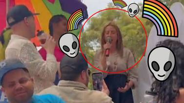 VIDEO: Wendy Guevara captó a Mafe Walker hablando en alien durante la marcha del orgullo