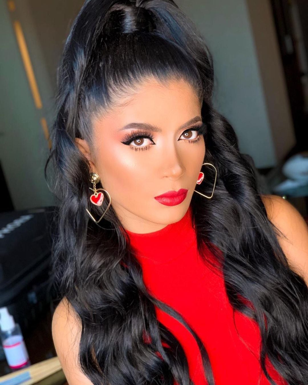 Con candente video, Kimberly Flores, esposa de Edwin Luna, anuncia que