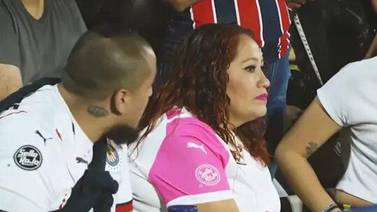 VIRAL: Pareja se pelea durante el partido de Pumas VS Chivas