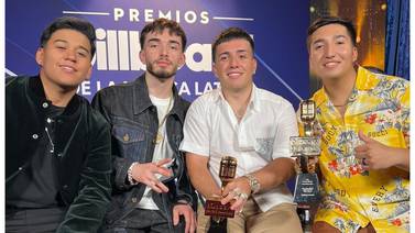 Eslabón Armado rompe récord con su álbum ‘Desvelado’ en categoría de Billboard