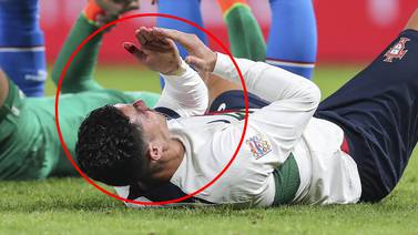 Cristiano Ronaldo sufre impactante accidente en medio de un partido de fútbol