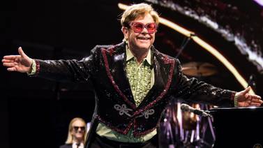 Elton John ofreció su último concierto en Reino Unido este domingo