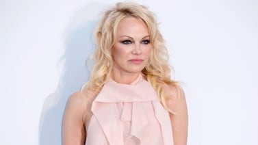 Pamela Anderson revela que fue abusada sexualmente cuando tenía 12 años