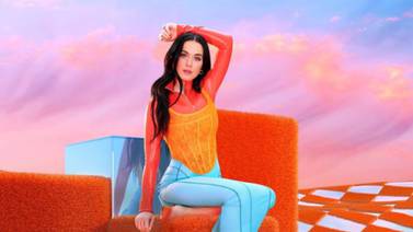 Katy Perry se vuelve tendencia mundial por el video de "Walking on Air"