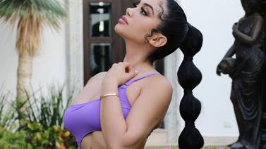Jailyne Ojeda seduce con bellas fotos para promocionar su marca de trajes de baño