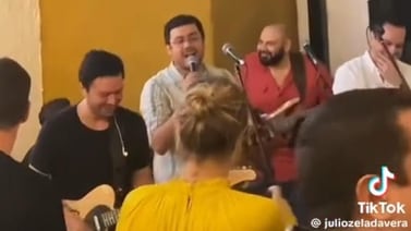Banda se vuelve viral al cantar “Creep” de Radiohead en versión cumbia