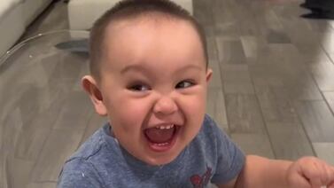 Niño se vuelve viral en TikTok por su reacción al probar un refresco por primera vez