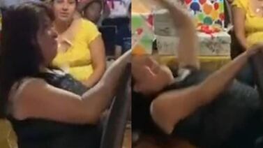 Señora intenta hacer sensual baile en una silla y termina en el piso