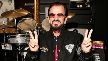 Ringo Starr preocupa a sus fans tras sufrir una caída en el escenario a sus 83 años