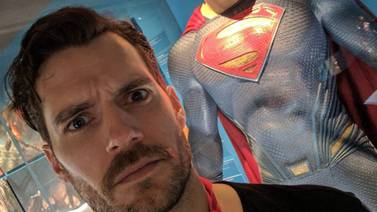No volverá como Superman; Henry Cavill se despide del personaje 