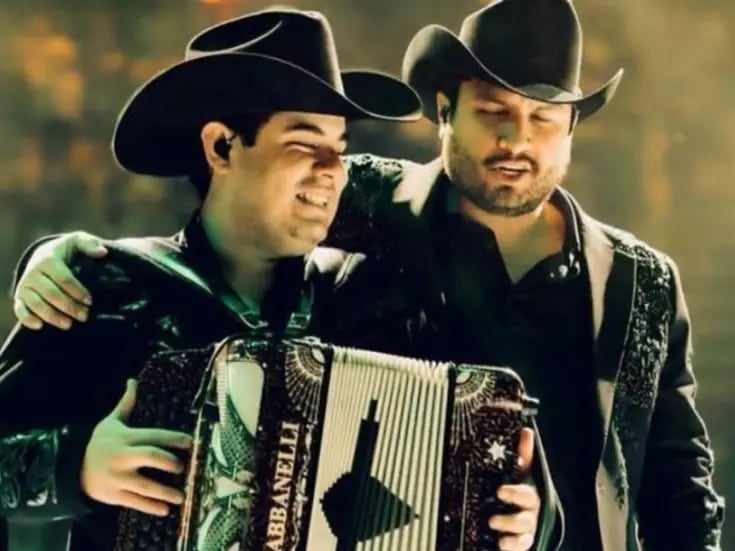 Julión Álvarez y Alfredo Olivas detienen concierto en Chihuahua: son multados por el Municipio