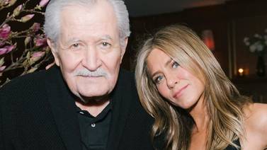 Muere el padre de Jennifer Aniston a los 89 años de edad