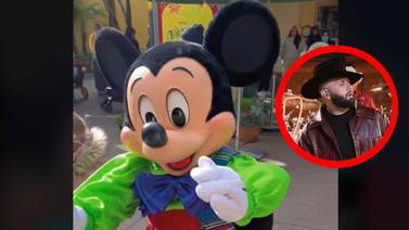 VIRAL: "Mickey Mouse" se vuelve viral al bailar "La Boda del Huitlacoche"