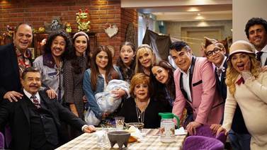 “Una familia de diez” llega a su episodio número 100 y lo celebra junto a Silvia Pinal