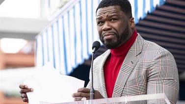 Alcalde de St. Petersburg critica a 50 Cent por hacer concierto con personas sin subrebocas