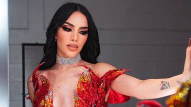 Kimberly Loaiza deslumbra a sus fans con vestido de diseñador mexicano en Premio Lo Nuestro 2023