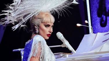Lady Gaga sorprende a fan mexicanos al cantar “Born This Way” con Mariachi