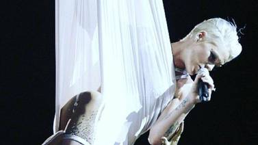Pink protagoniza un increíble momento junto a su hija en los Billboard Music Awards 