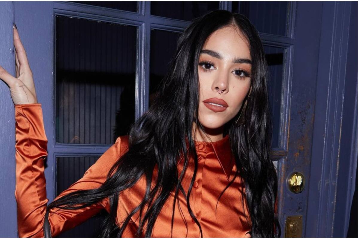 Danna Paola recorre las calles de la Condesa para saborear una "licuachela"