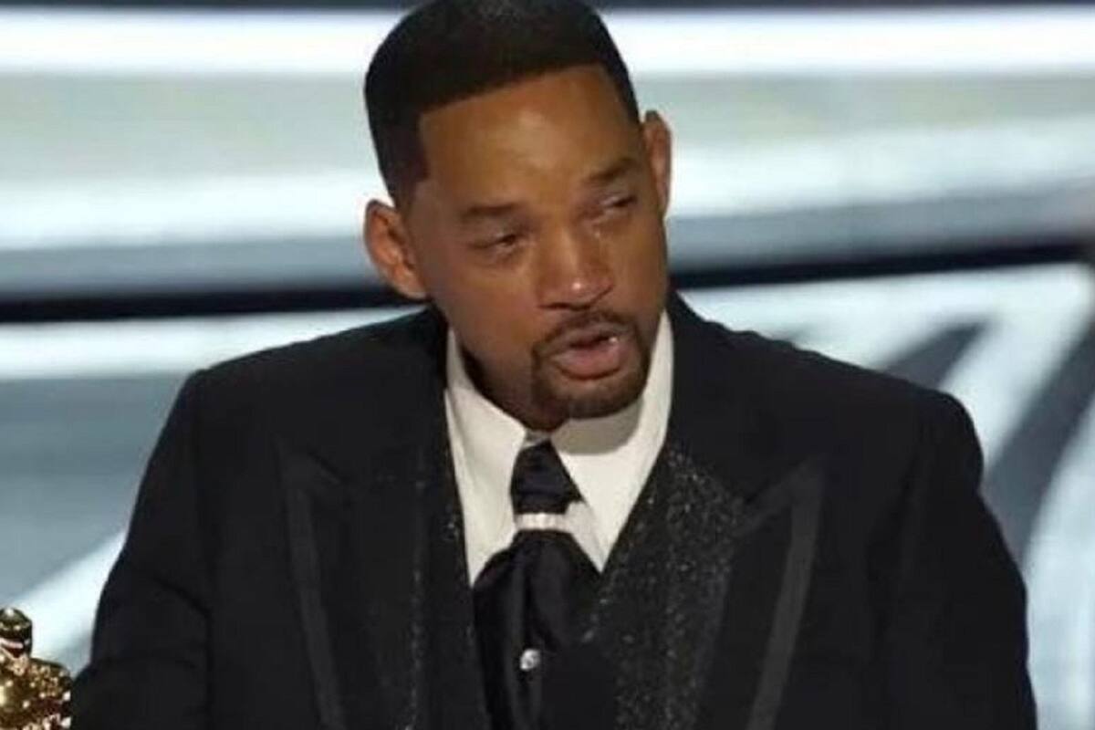 Aseguran que pusieron en pausa nuevas películas de Will Smith por su cachetada a Chris Rock