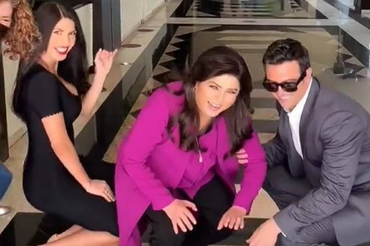 Victoria Ruffo casi termina en el piso al intentar hacer reto para TikTok