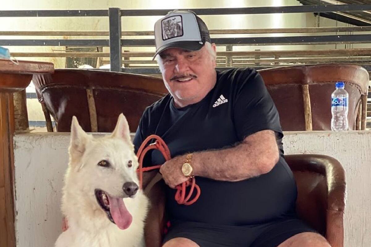 Vicente Fernández sigue sedado y conectado a ventilador por "pobre esfuerzo respiratorio"