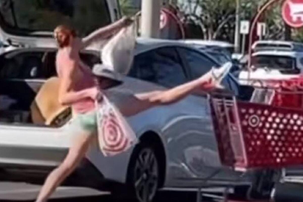 Mujer se vuelve viral en TikTok por su gran elasticidad