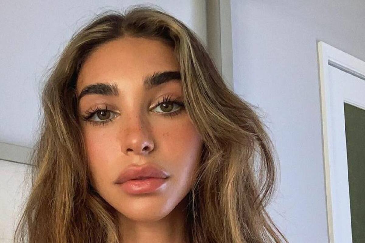 Chantel Jeffries sorprende a sus seguidores al modelar su escultural cuerpo en bikini
