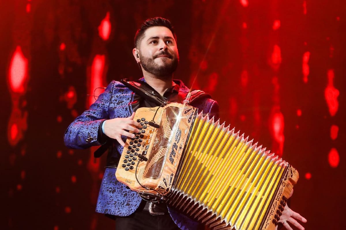 Banda MS estrena “Amigos ¿de quién?” con David Castro: ¿Salen Alan Ramírez y Walo Silva?