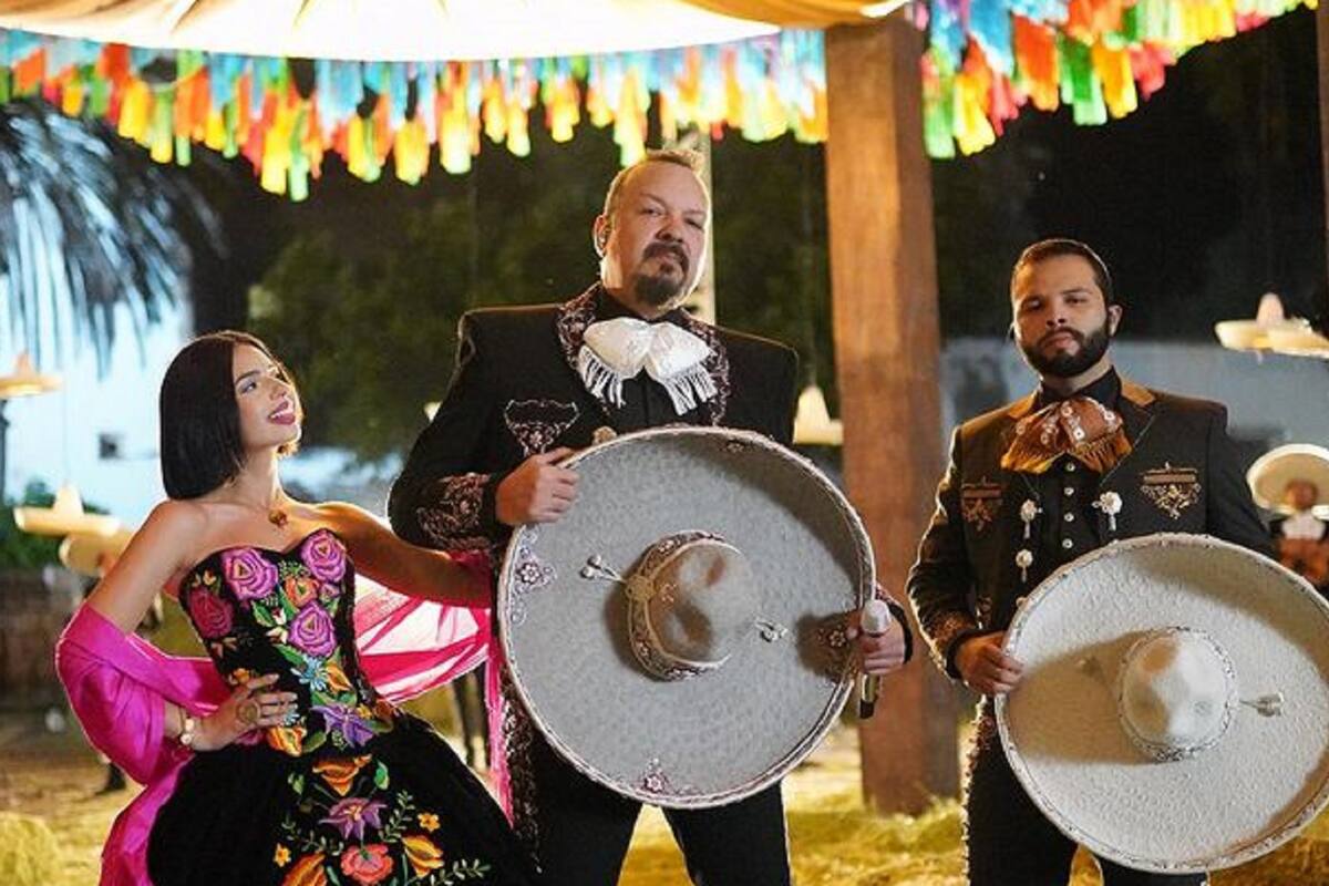 Pepe Aguilar se desvanece al sufrir despresurización en avión privado