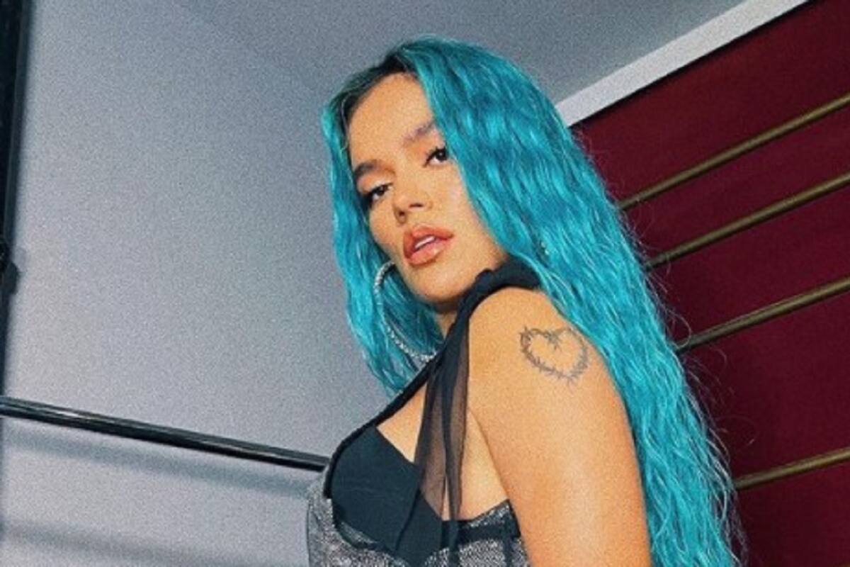 Con micro vestido, Karol G enciende Instagram al mostrar sus hermosas curvas