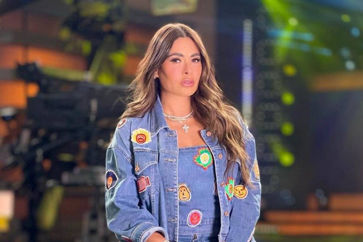 Galilea Montijo resulta su belleza en un VESTIDO TRASPARENTE