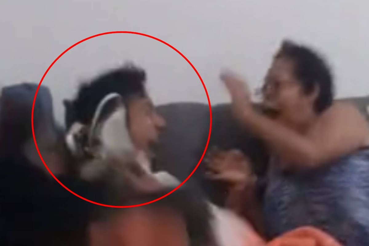 VIDEO: Joven casi le provoca un infarto a su mamá con broma pesada