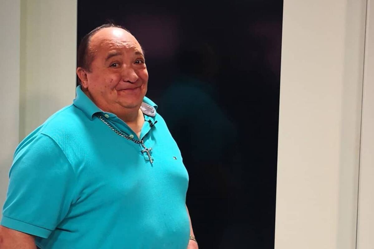 Luis de Alba revela que Chabelo le prestó dinero para una cirugía