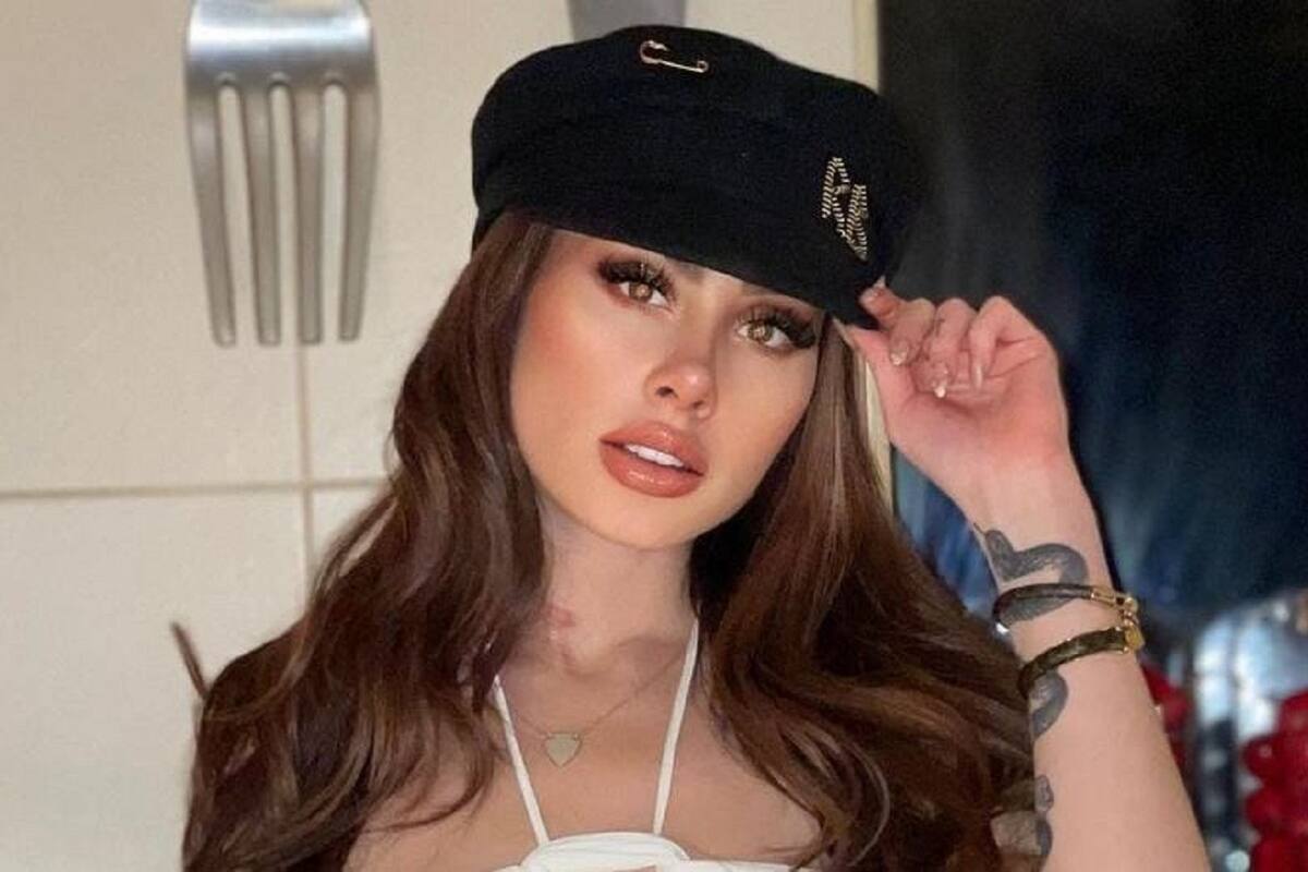 Ignacia Michelson deja atónitos a sus fans al modelar su espectacular conjunto de encaje