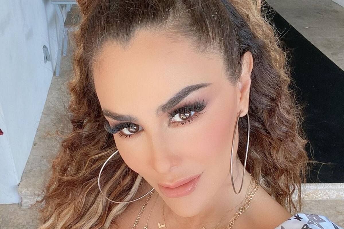 Ninel Conde pone a pecar a sus fans al presumir su figura en bikini