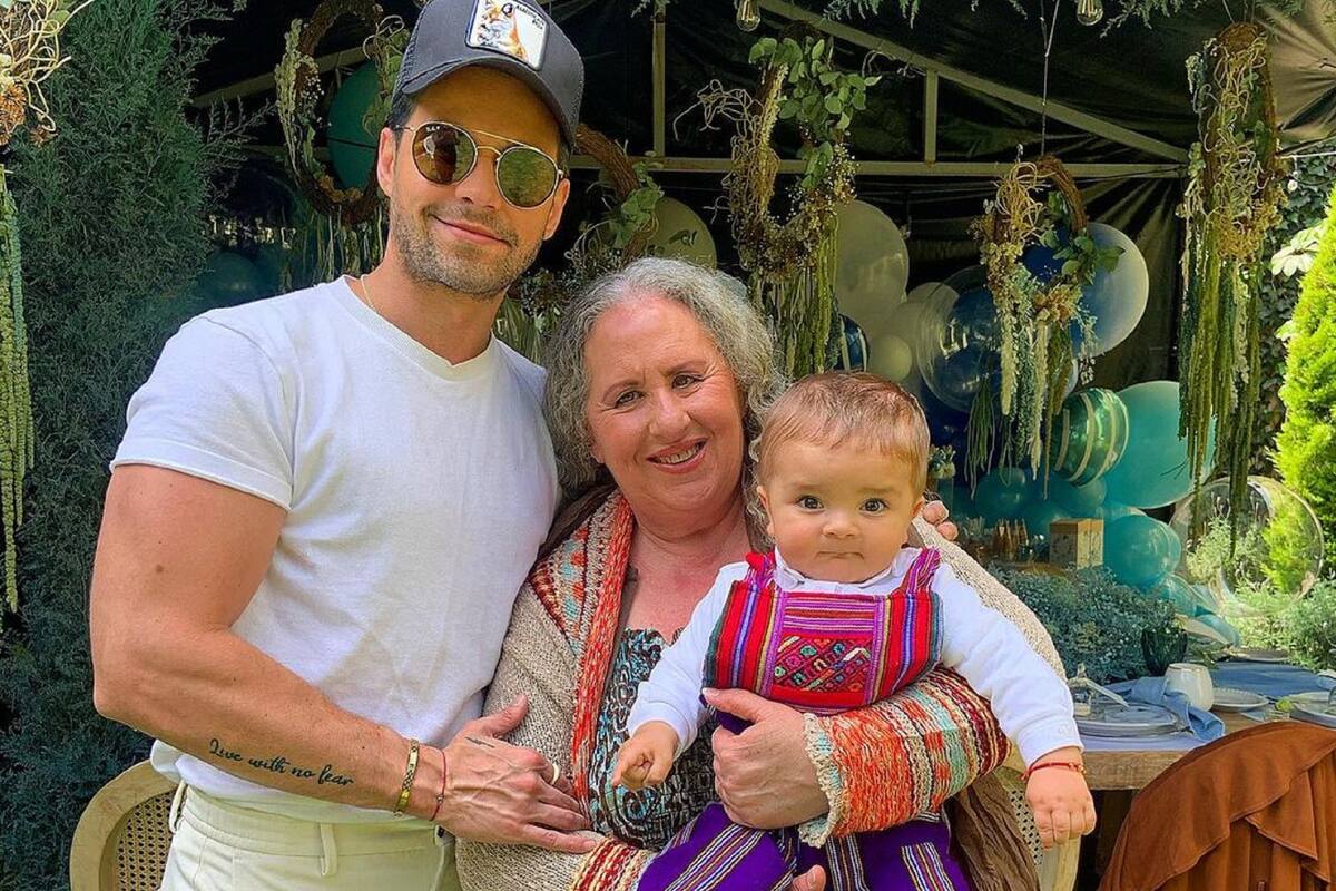 "Si la golpeó fue por algo": Madre de Eleazar Gómez justifica violencia de su hijo con Tefi