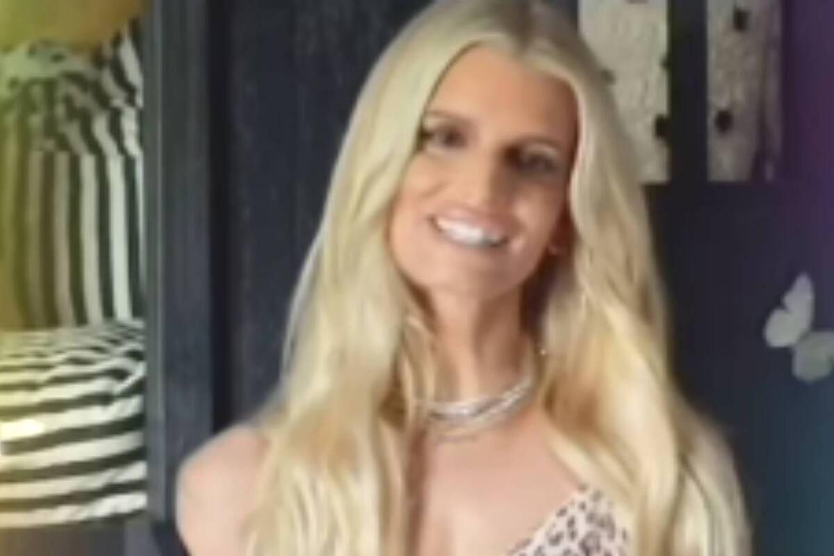 Jessica Simpson sorprende con una imagen física preocupante