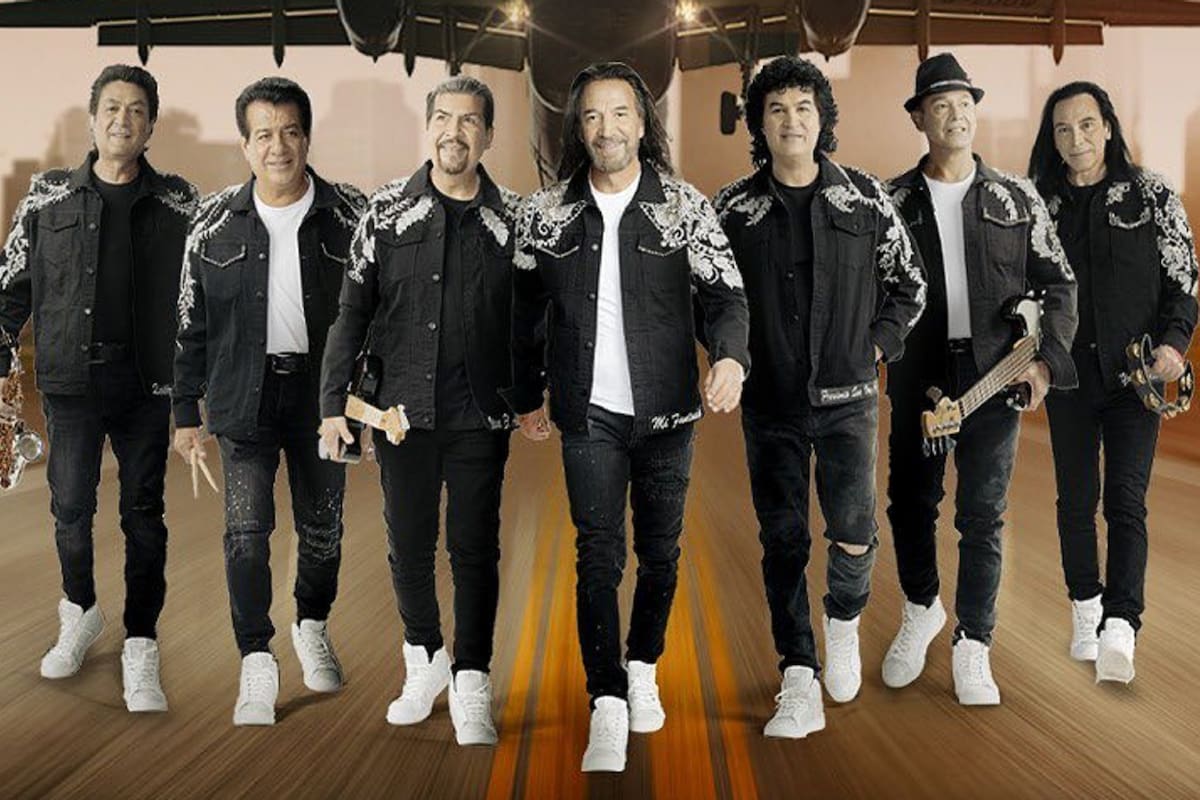 Los Bukis posponen su gira musical luego de que “El Chivo” sufriera aparatosa caída