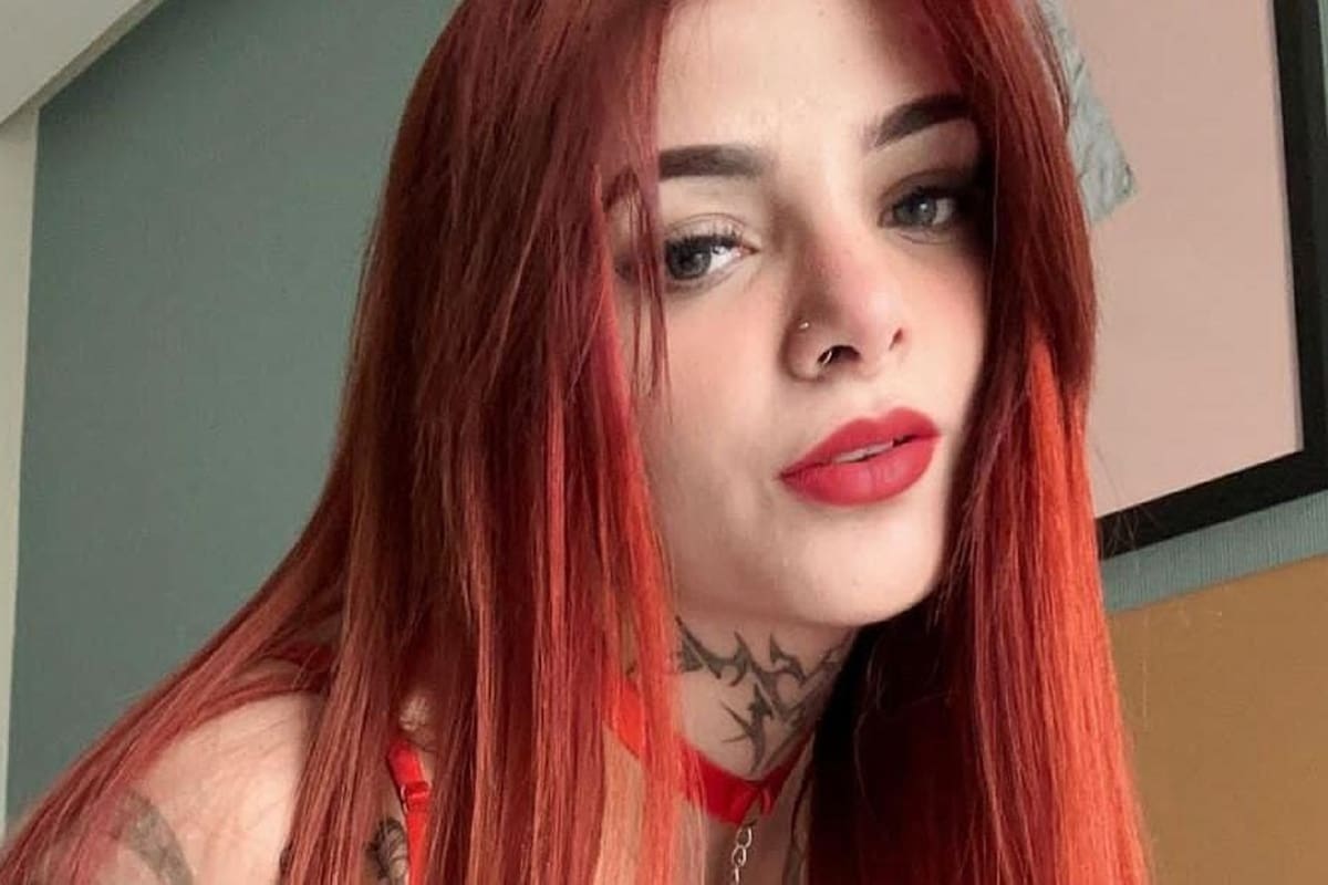 Karely Ruiz emociona a sus seguidores modelando su ropa interior