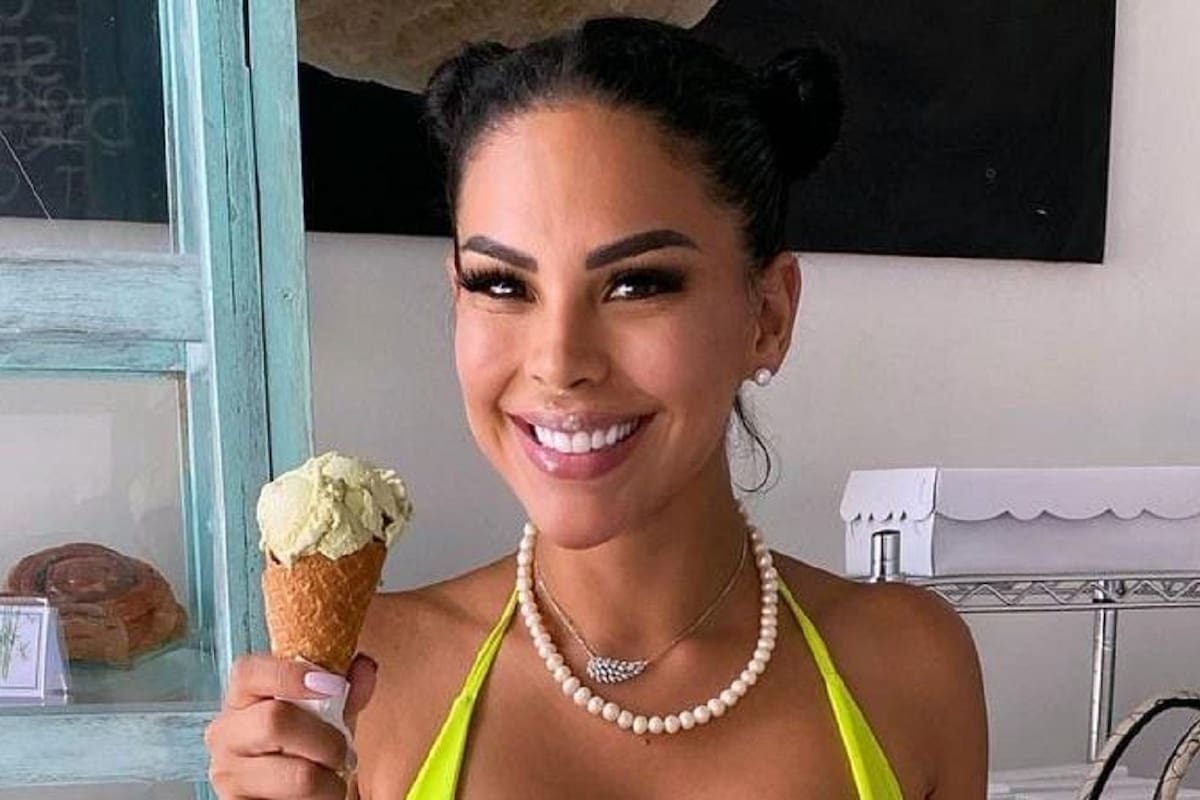 Tefi Valenzuela deja al descubierto sus grandes encantos en diminuto atuendo