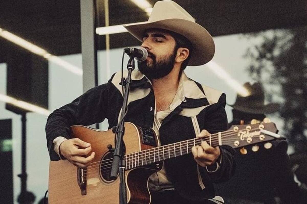 Joss Favela rinde homenaje a su padre en su próximo disco: "Aclarando la mente"