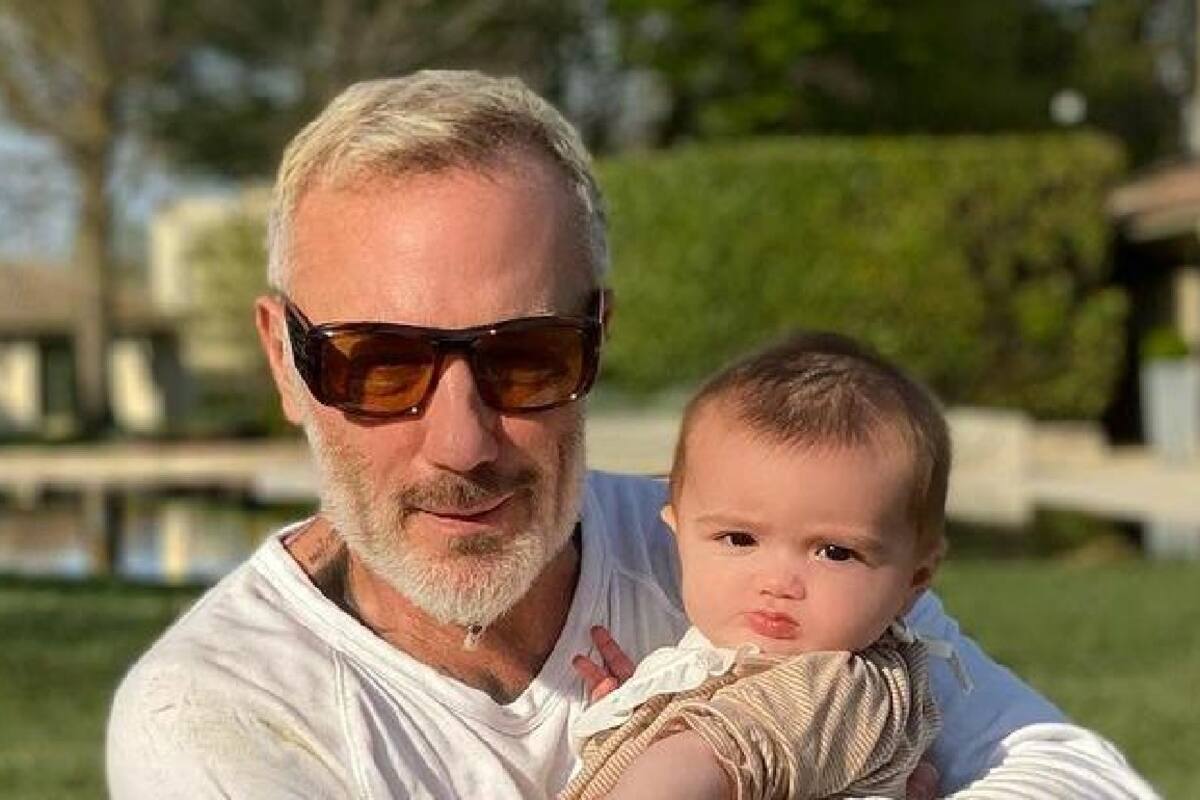 Gianluca Vacchi causa la ternura de sus seguidores en Instagram al cantarle a su hija