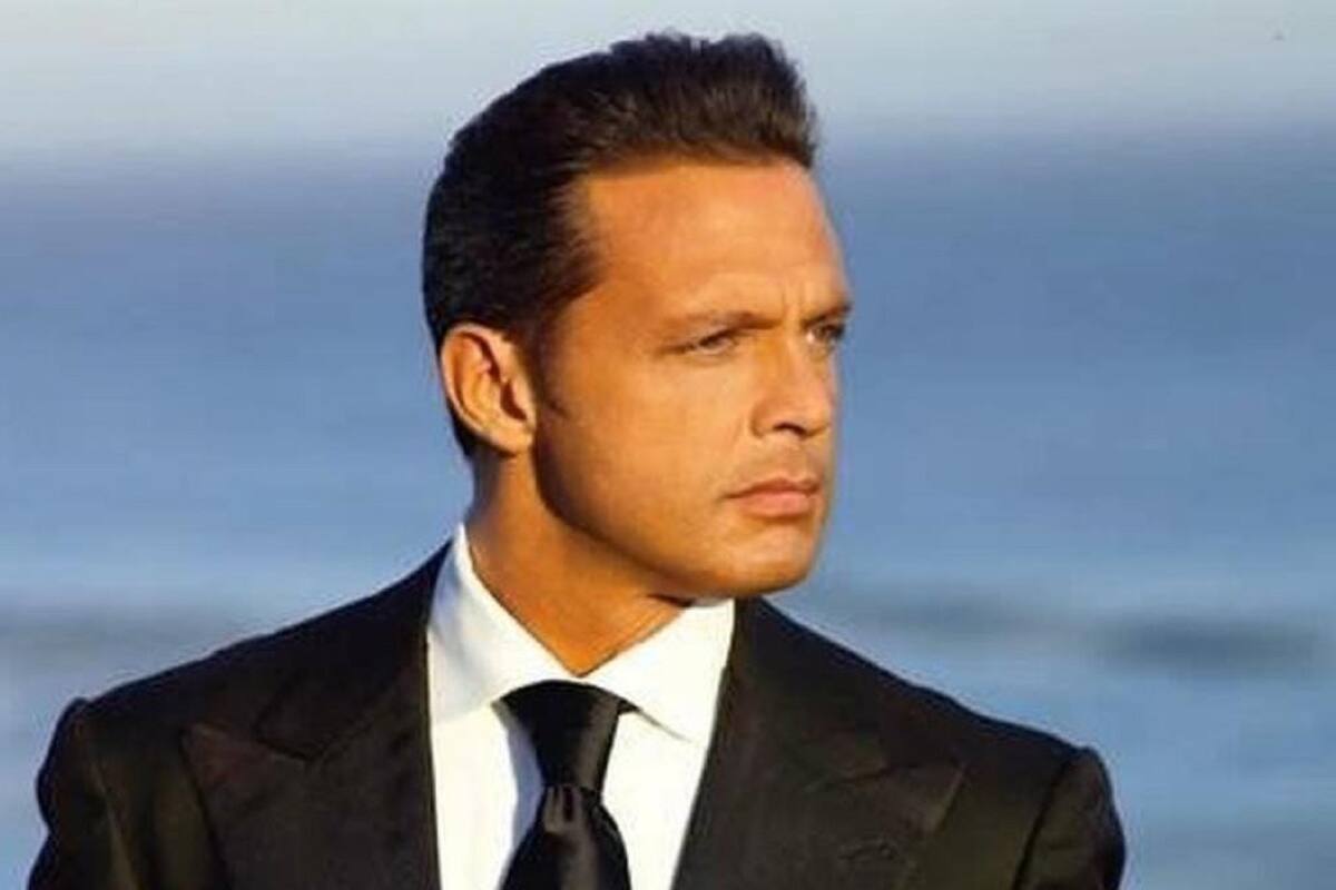 Luis Miguel anuncia 50 fechas para su gira de 2024