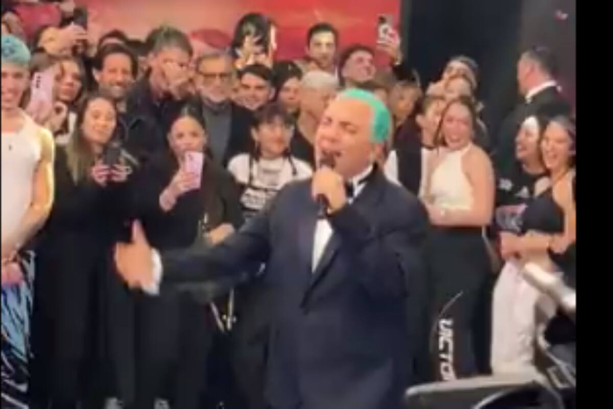 Cristian Castro recibe cientos de burlas por radical cambio de look