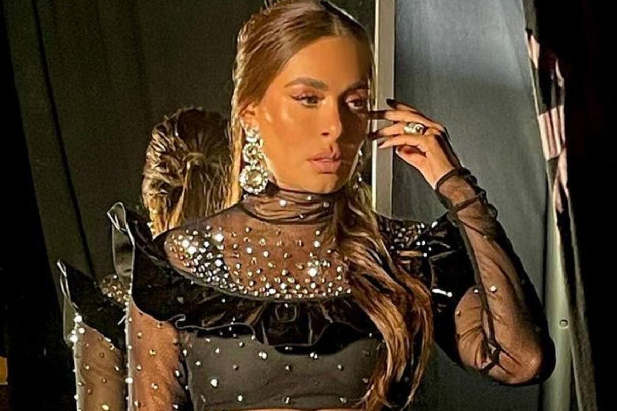 Galilea Montijo enloquece la red con atrevido traje transparente