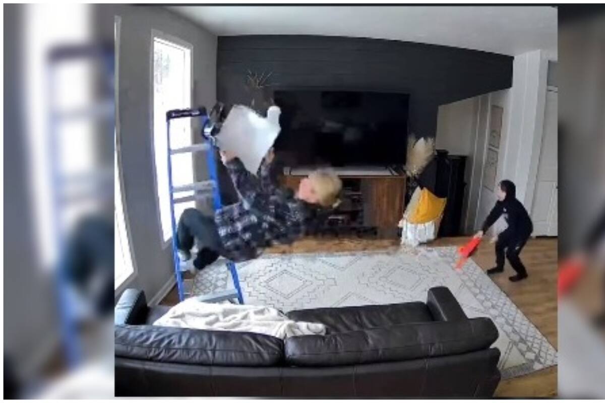Una inocente travesura desencadena un desastre pintoresco en el hogar